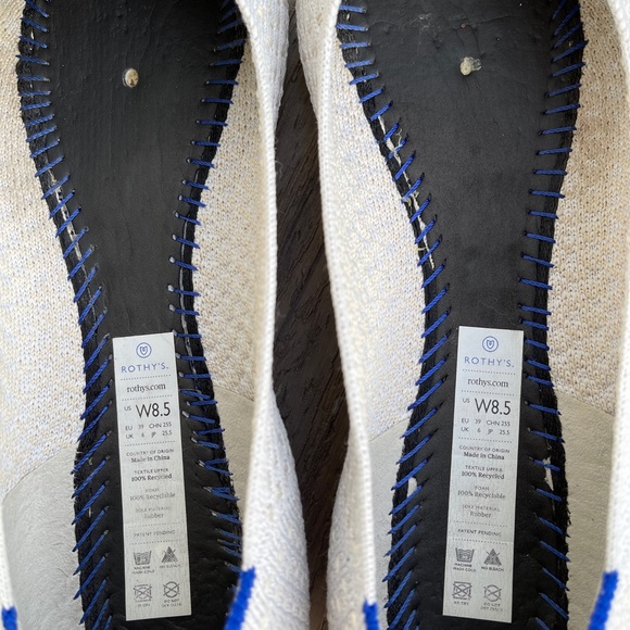 Rothy’s Salt Honeycomb Points - Picture 2 of 6